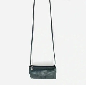 Fossil Crossbody 7.5”x5.5” converts to a clutch